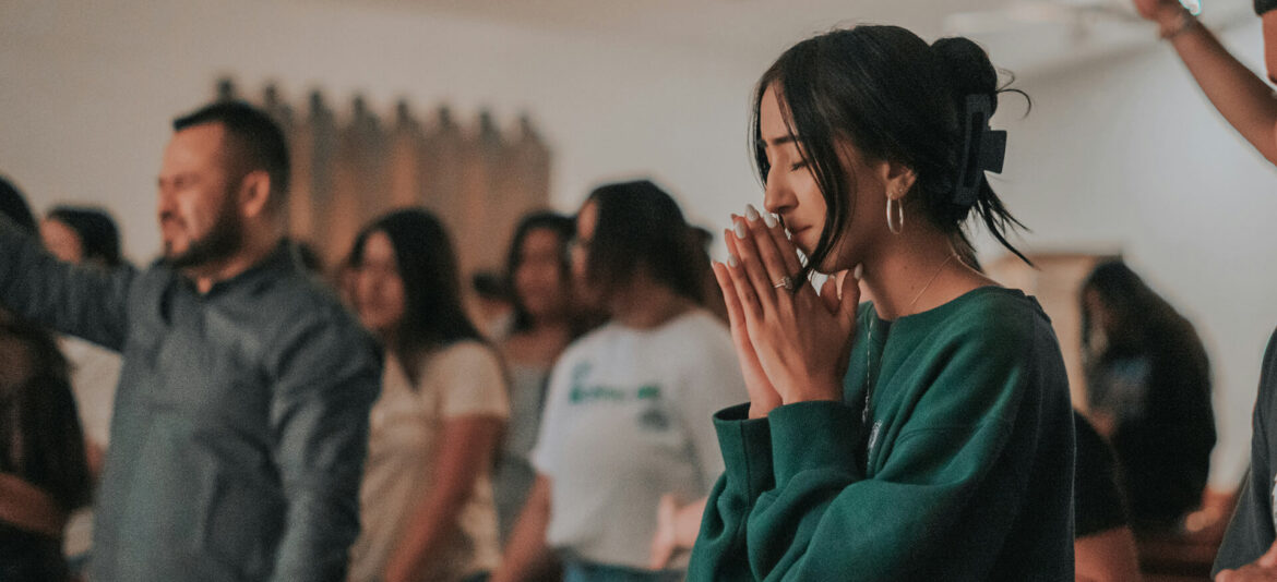 지친 마음이 쉬어가는 은혜의 공간입니다.